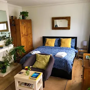Homestay Burgess Park Homes - Near Central, London