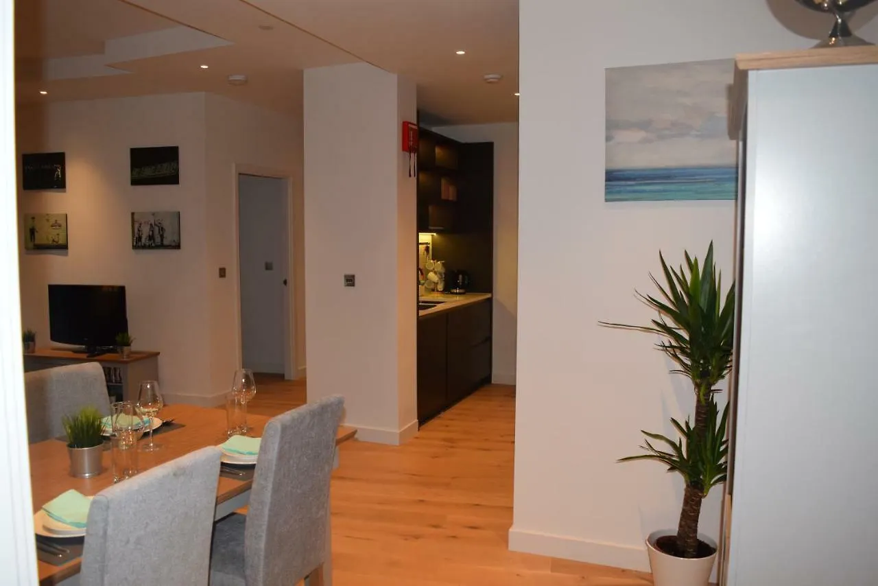 Apartment London City Island 3 Bedroom Luxury Apartments, Canary Wharf