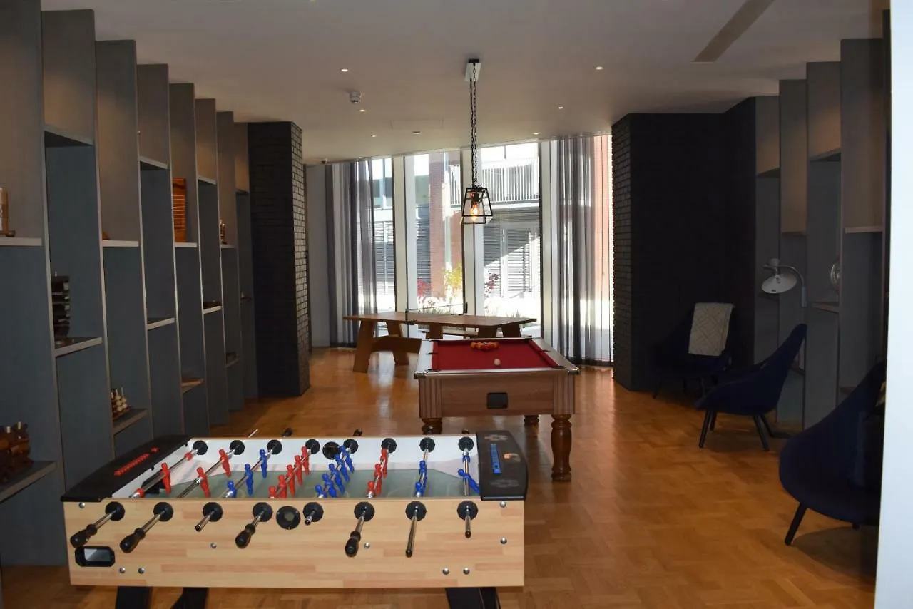London City Island 3 Bedroom Luxury Apartments, Canary Wharf Apartment